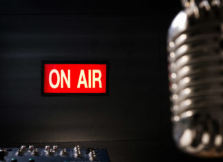 Medietilsynet skal avgjøre fremtiden for lokalradio